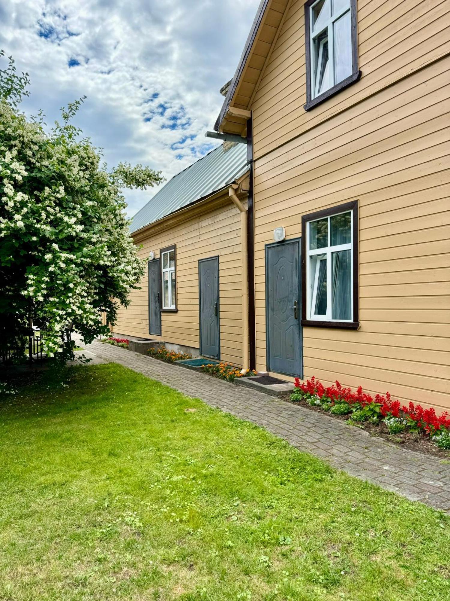 Sunrise Apartments Jurmala Exterior photo